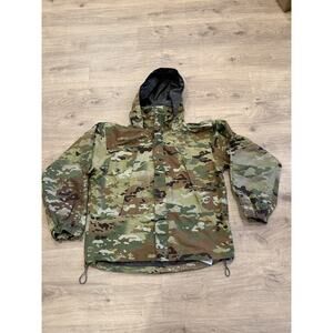 Extreme Cold Wet Weather Jacket Gen III Layer 6 OCP Camouflage. Small Reg